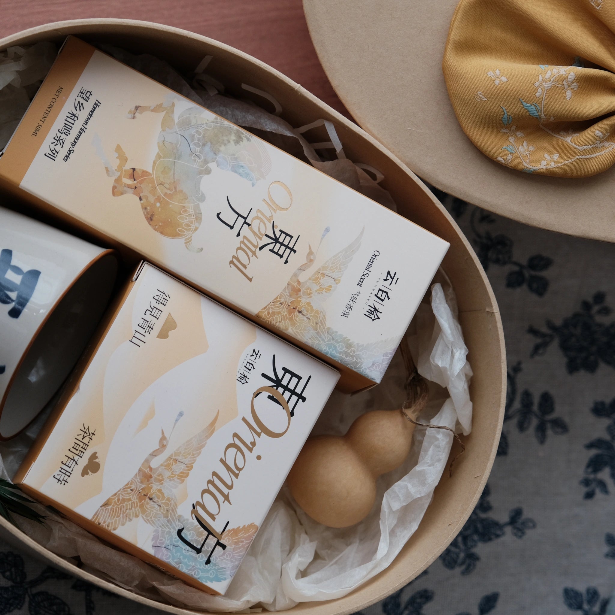 Oriental Moonrise Gift Box