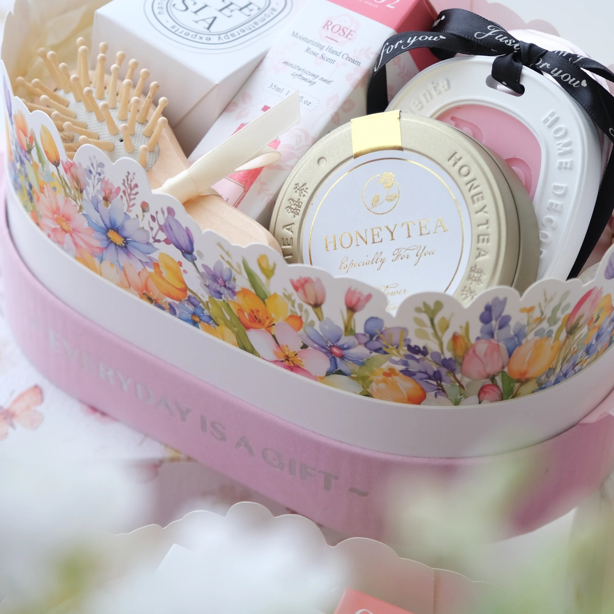 Rose Freesia Gift Box