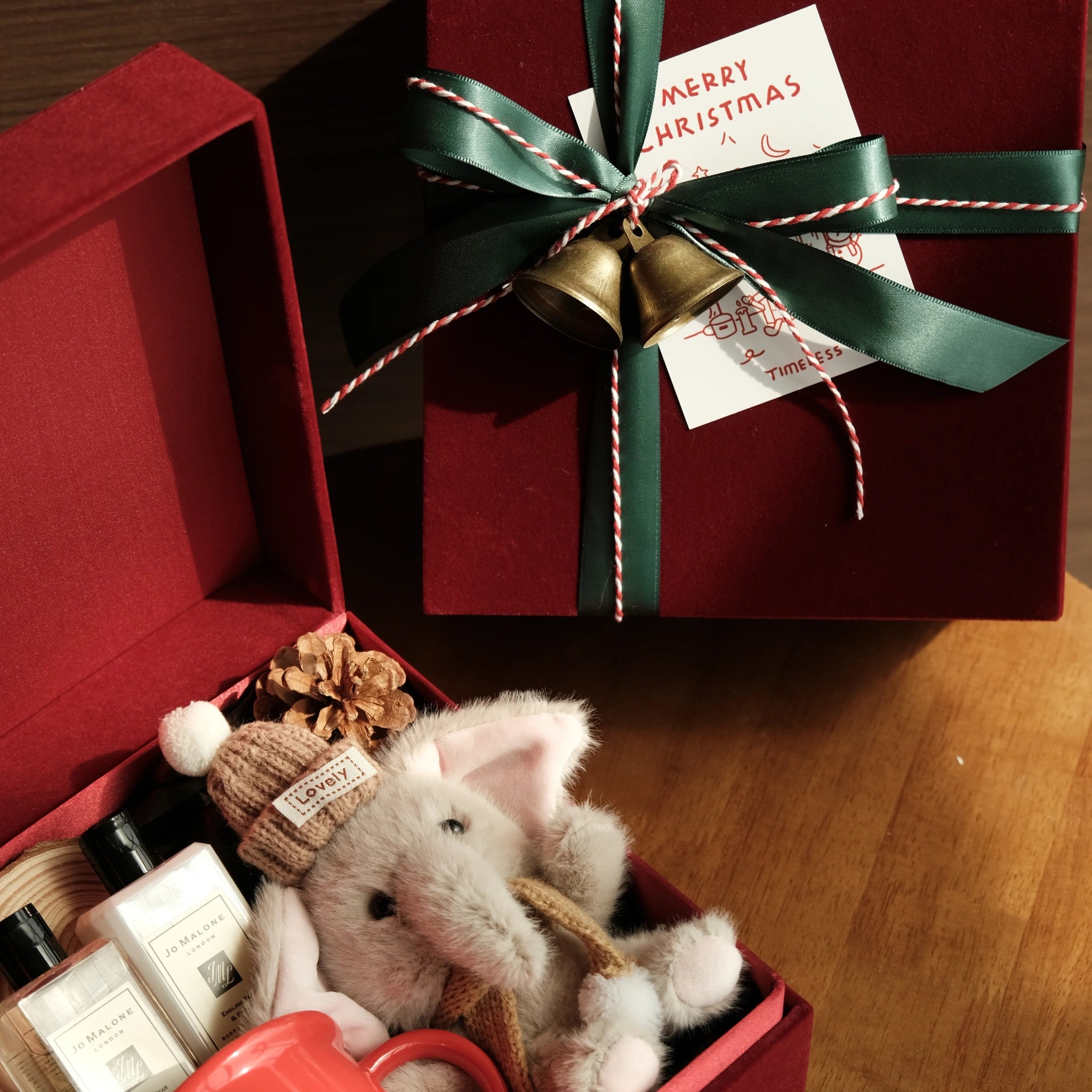 Holiday Hug Gift Box
