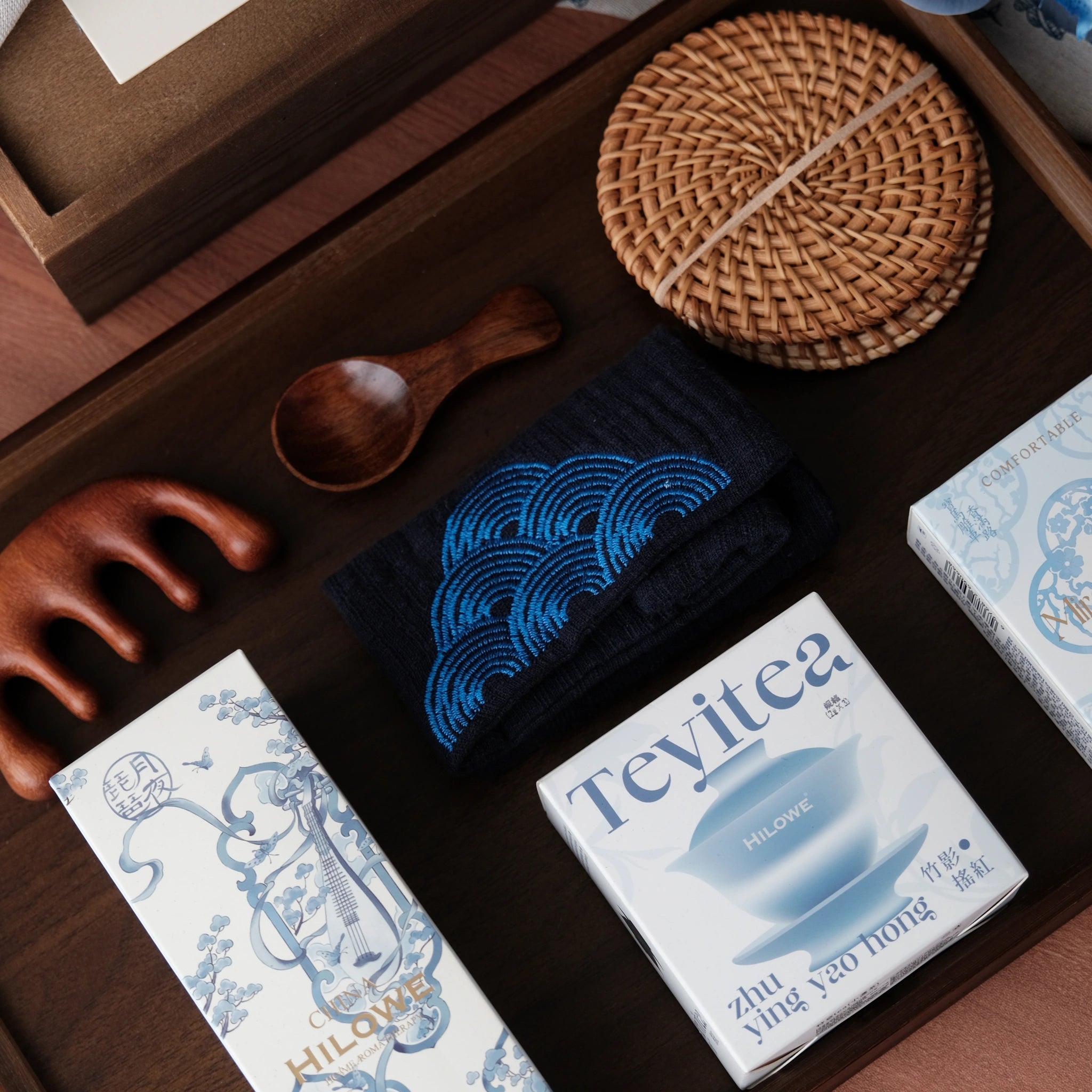 Azure Blossom Tea Gift Box