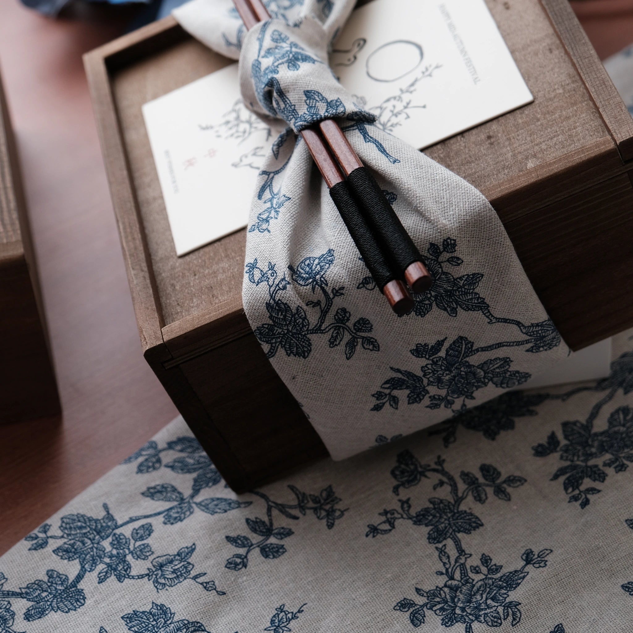 Azure Blossom Tea Gift Box